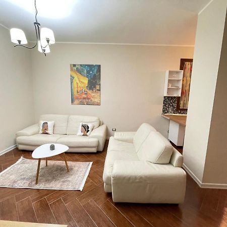 Mediterranean Sea Apartment City Center ドゥラス エクステリア 写真