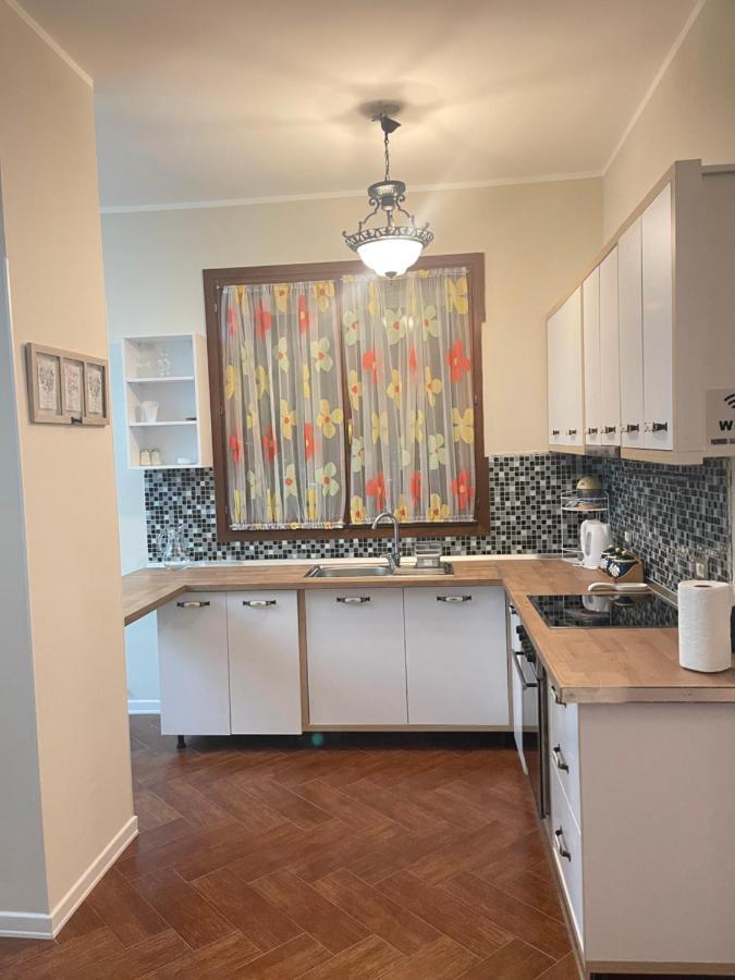 Mediterranean Sea Apartment City Center ドゥラス エクステリア 写真
