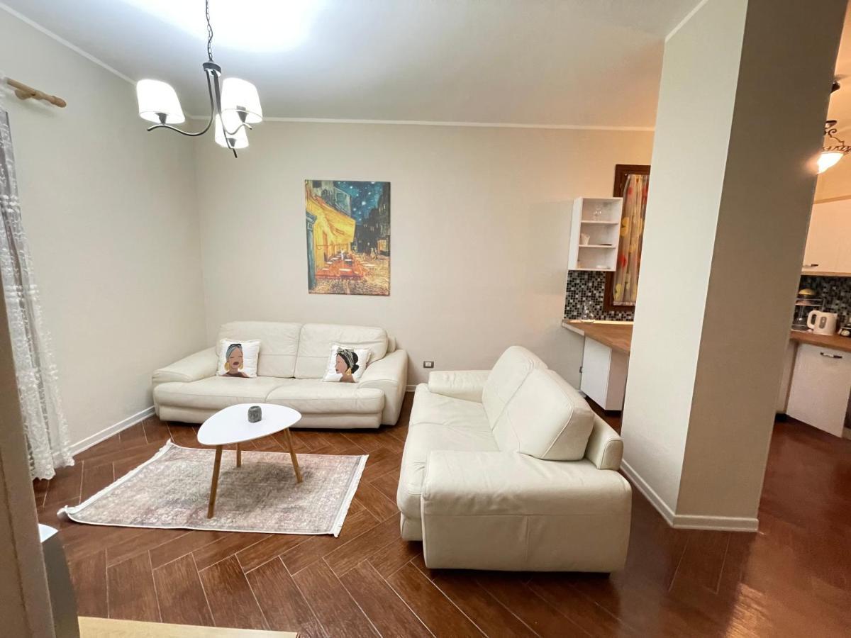 Mediterranean Sea Apartment City Center ドゥラス エクステリア 写真