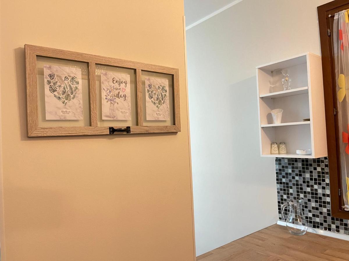Mediterranean Sea Apartment City Center ドゥラス エクステリア 写真