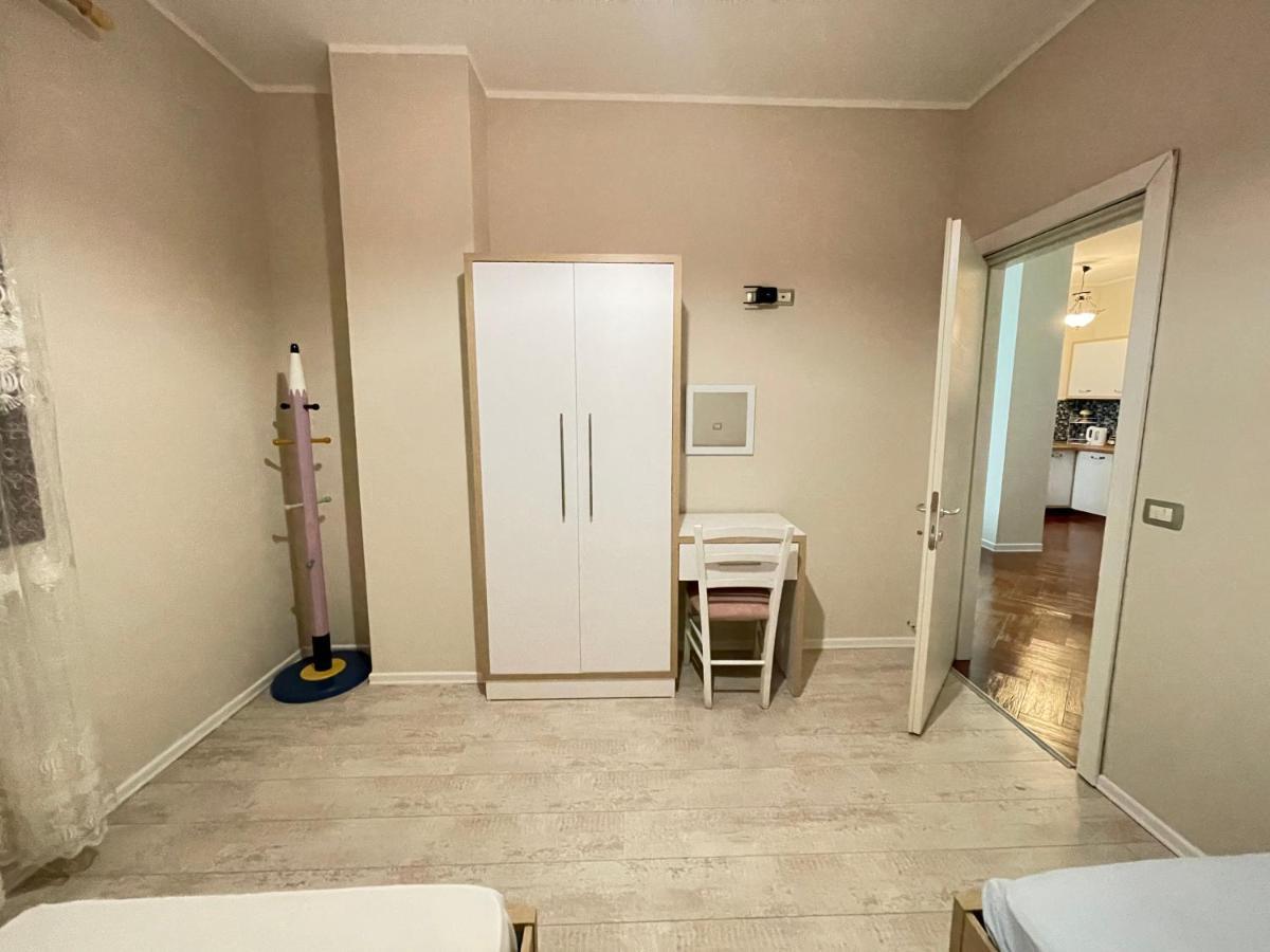 Mediterranean Sea Apartment City Center ドゥラス エクステリア 写真
