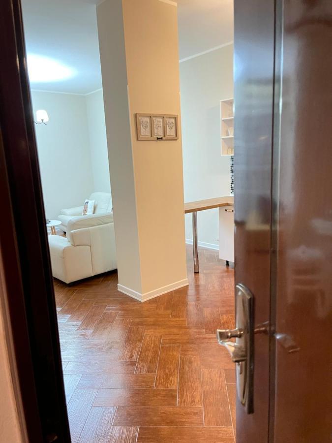 Mediterranean Sea Apartment City Center ドゥラス エクステリア 写真